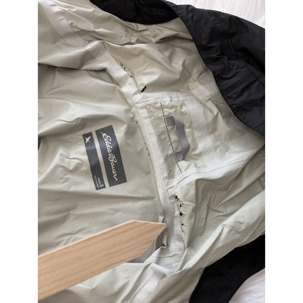 Eddie Bauer Women's Hooded Rain Jacket Size Small Spring - Picture 12 of 13